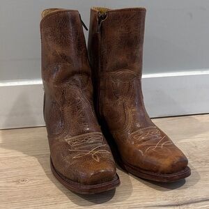 Boulet zipped shorties